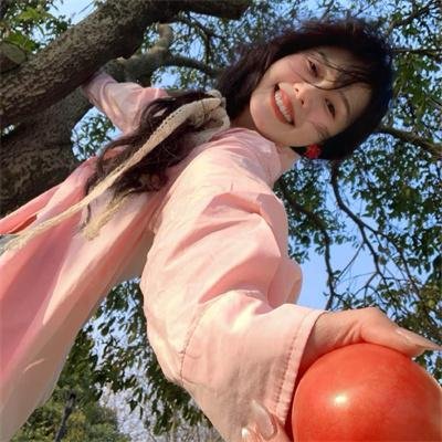 屏住呼吸:挑战冰潜纪录